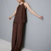 Blusa trapecio con cuello halter texturizada