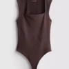 Body sin costuras con cuello cuadrado