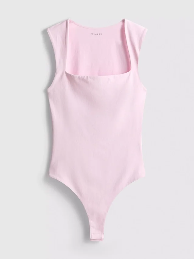Body sin costuras con cuello cuadrado