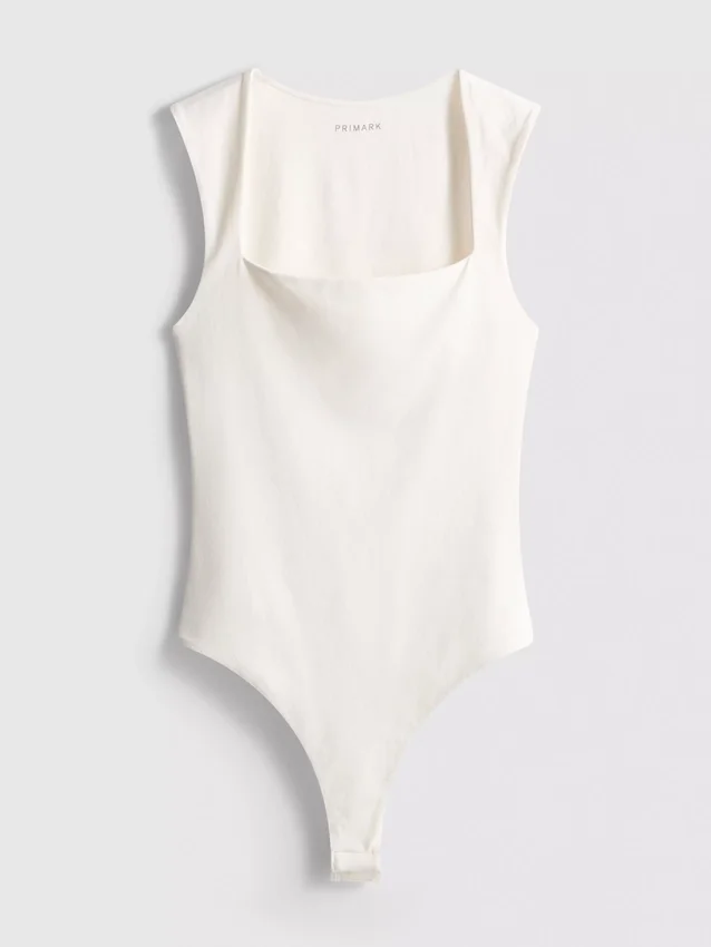 Body sin costuras con cuello cuadrado