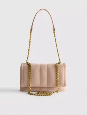 Bolso cruzado acolchado con cadena