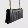 Bolso cruzado con solapa