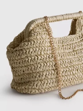 Bolso cruzado tejido de Paula Echevarría