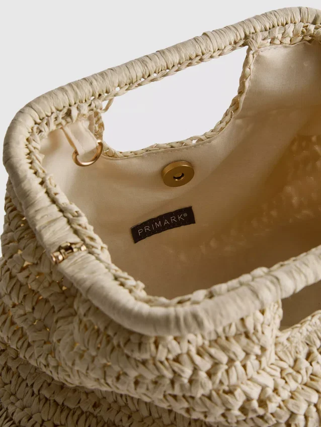Bolso cruzado tejido de Paula Echevarría