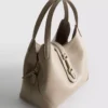 Bolso de hombro con asas superiores