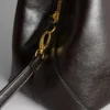 Bolso de hombro con asas superiores
