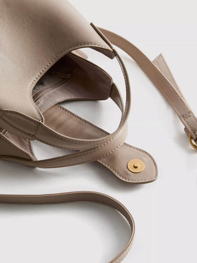 Bolso de hombro con asas superiores