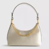 Bolso de hombro con cadena