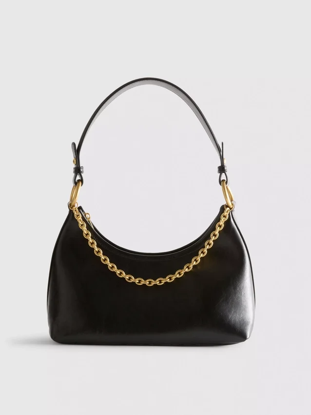 Bolso de hombro con cadena