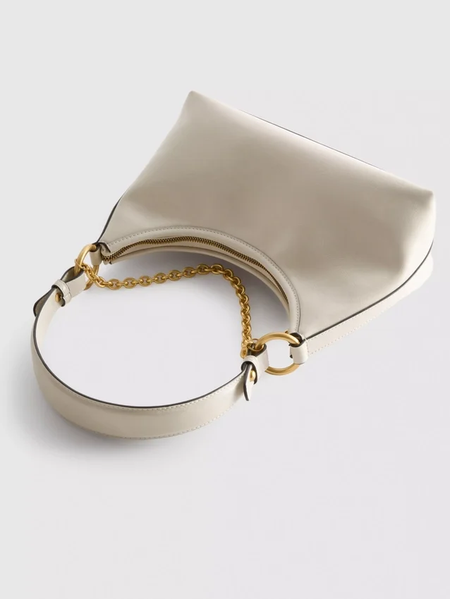 Bolso de hombro con cadena