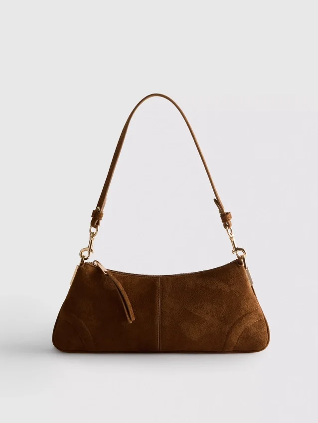 Bolso de hombro de gamuza sintética