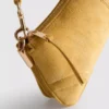 Bolso de hombro de gamuza sintética