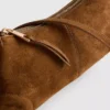 Bolso de hombro de gamuza sintética
