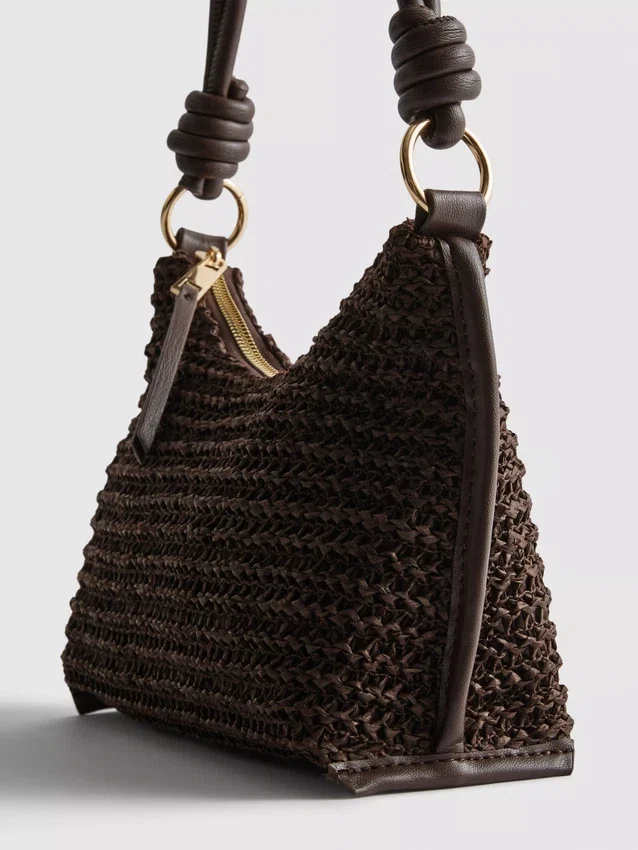 Bolso de hombro tejido