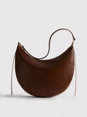 Bolso de hombro tipo luna de gamuza sintética