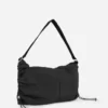 Bolso tipo bandolera con detalle de cordón