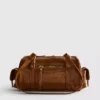 Bolso tipo bombín de imitación de cuero con efecto desgastado