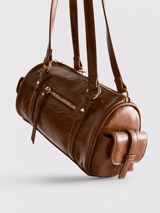 Bolso tipo bombín de imitación de cuero con efecto desgastado