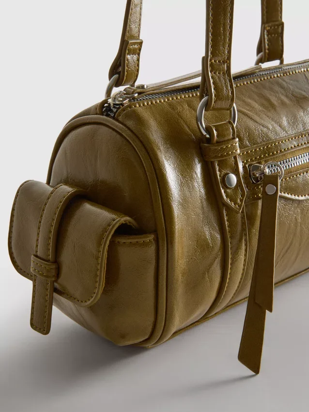 Bolso tipo bombín de imitación de cuero con efecto desgastado