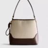 Bolso tipo cubo de imitación de cuero