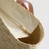 Bolso tipo cubo de paja