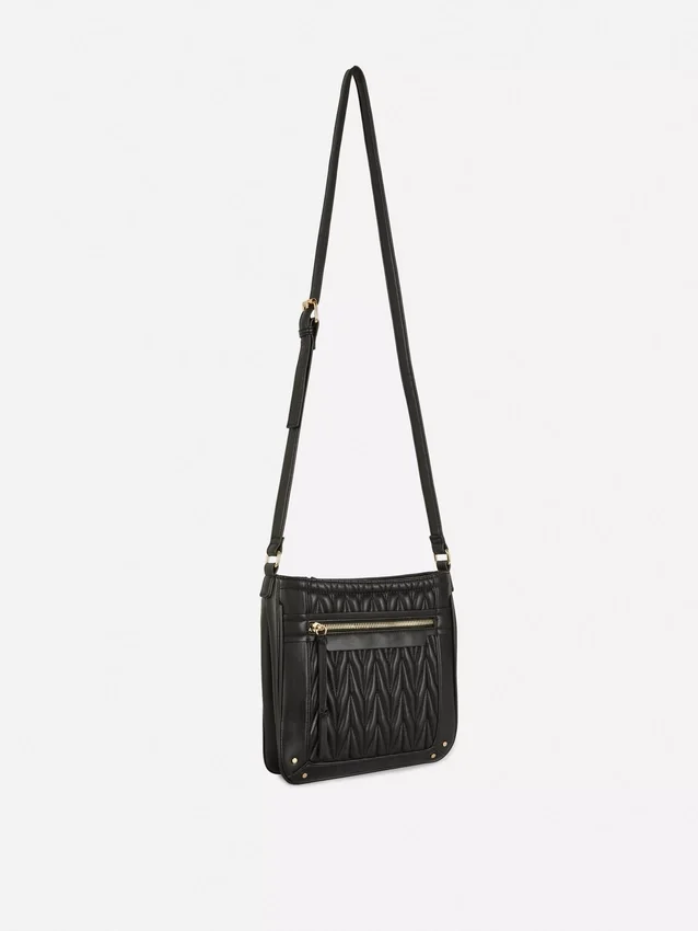 Bolso tipo mensajero acolchado