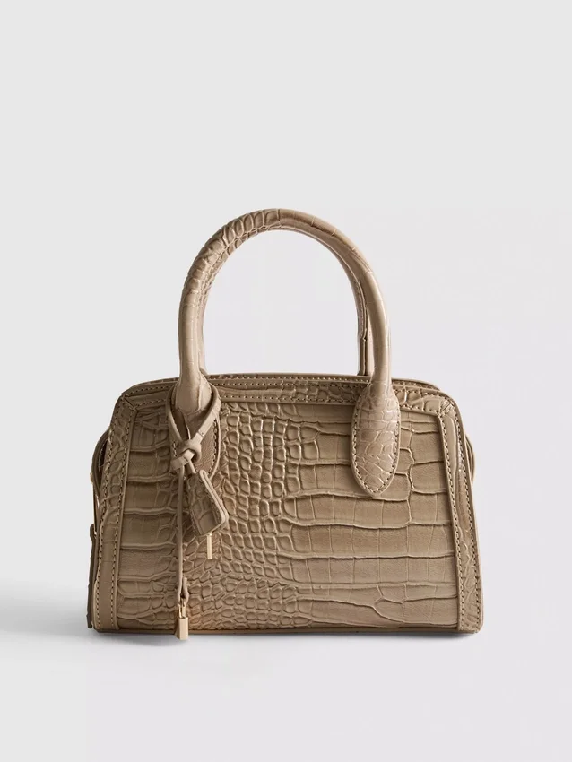 Bolso tipo tote con efecto cocodrilo