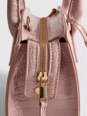 Bolso tipo tote con efecto cocodrilo
