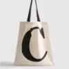Bolso tipo tote con iniciales