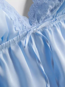 Bralette tipo babydoll de encaje y satén nupcial
