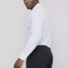 Camisa ajustada elástica con botones