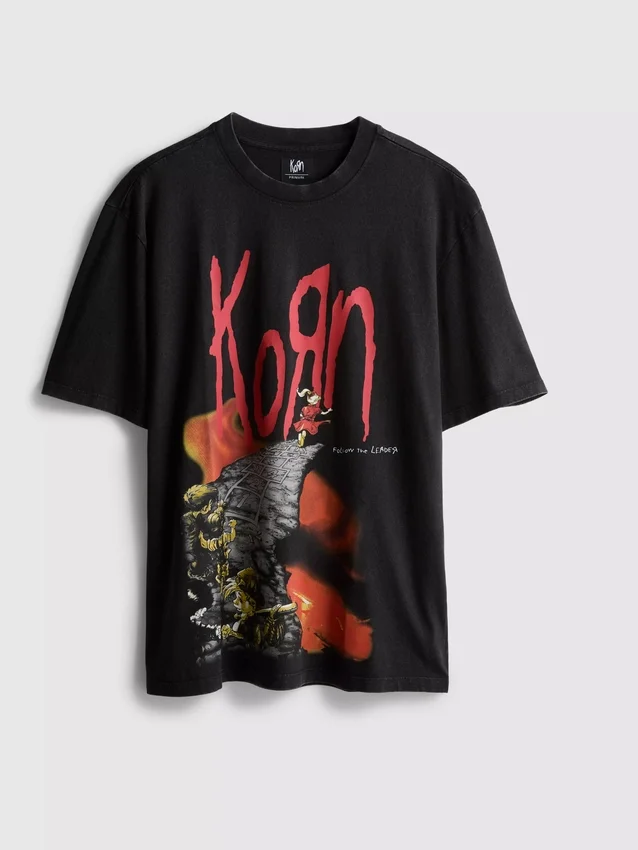 Camisa con diseño gráfico de Korn