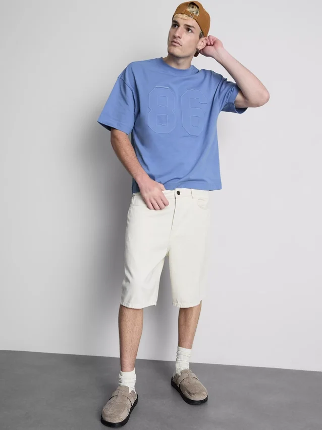 Camisa con número en aplique