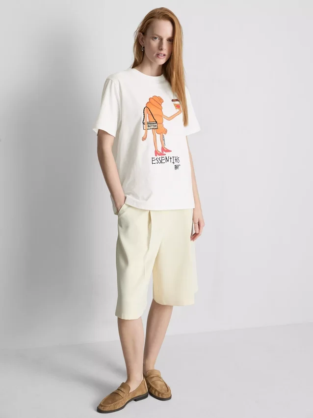 Camisa de algodón con forma de croissant, con motivos de volantes y corazones rotos