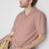 Camisa de manga corta con textura