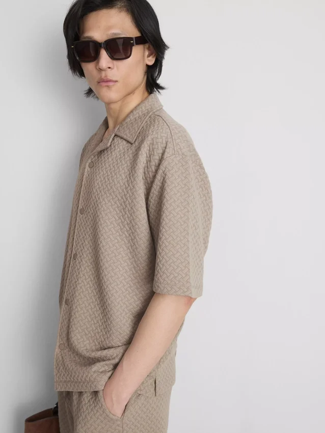 Camisa de manga corta con textura «The Edit»