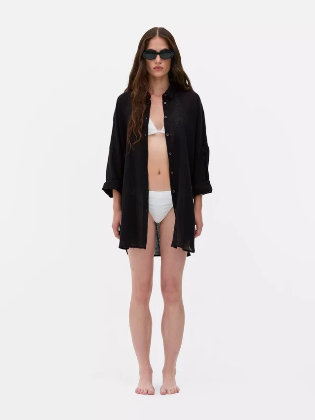 Camisa de playa transparente
