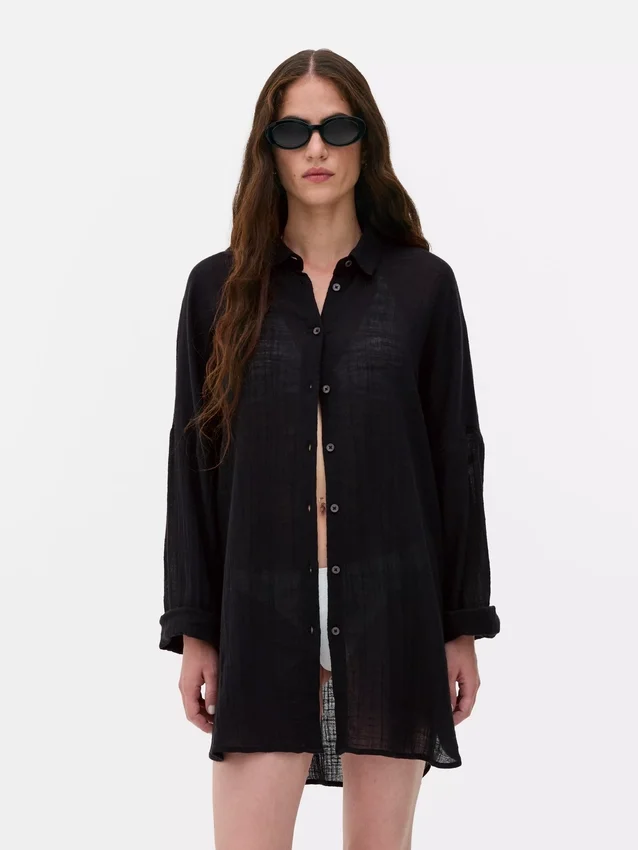 Camisa de playa transparente
