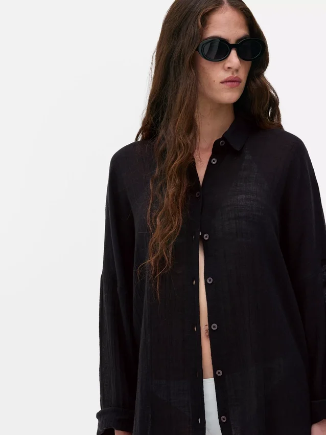 Camisa de playa transparente