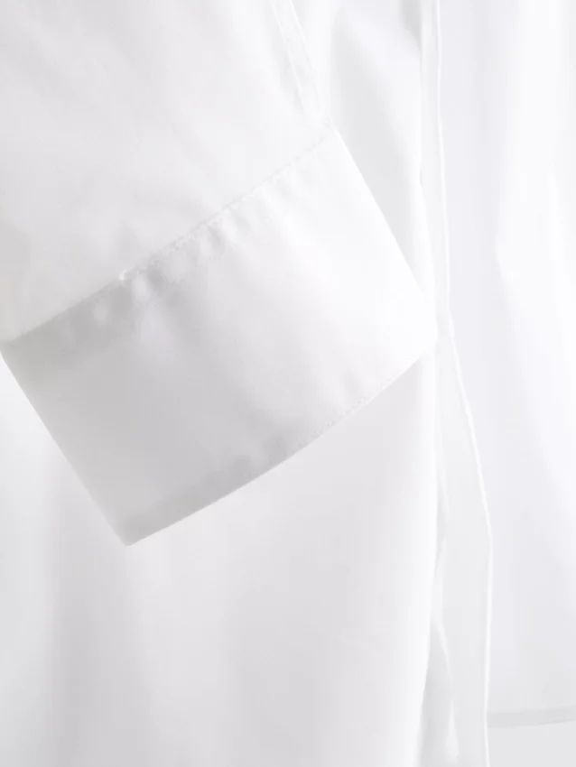 Camisa elástica de corte regular