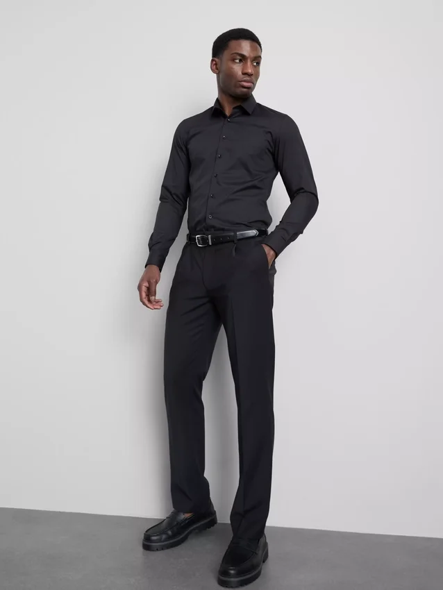 Camisa formal de corte ajustado