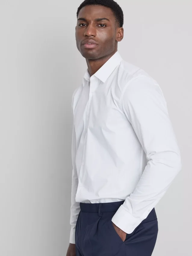 Camisa formal de corte ajustado