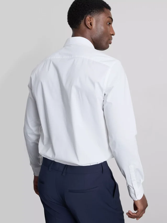 Camisa formal de corte ajustado