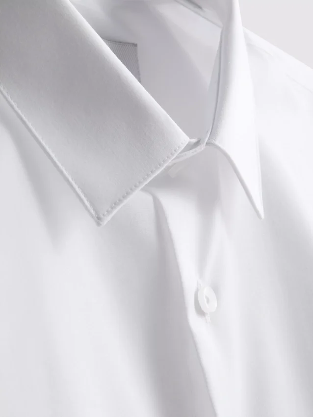 Camisa formal de corte ajustado