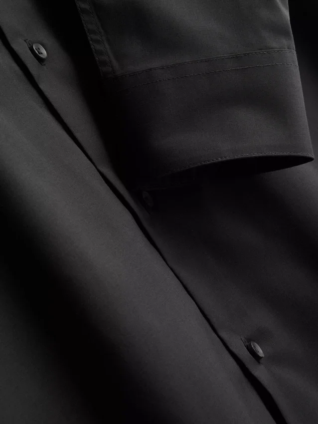 Camisa formal de corte ajustado