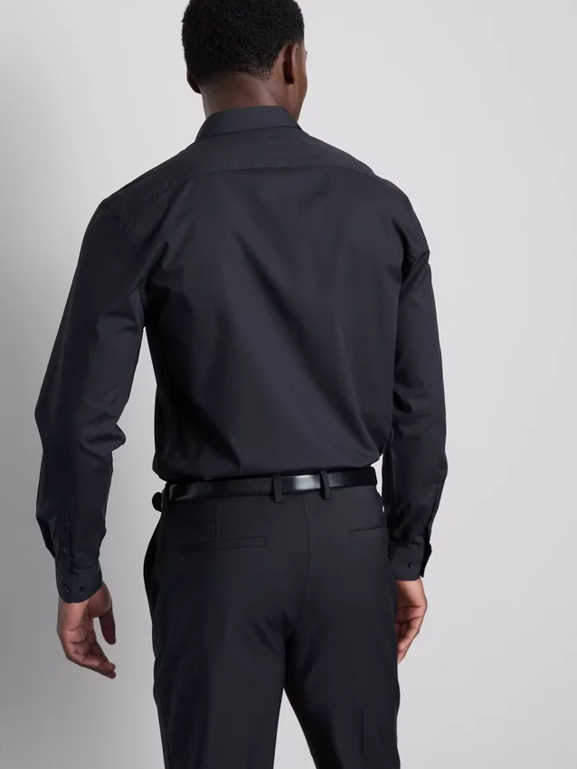 Camisa formal de manga larga y corte regular