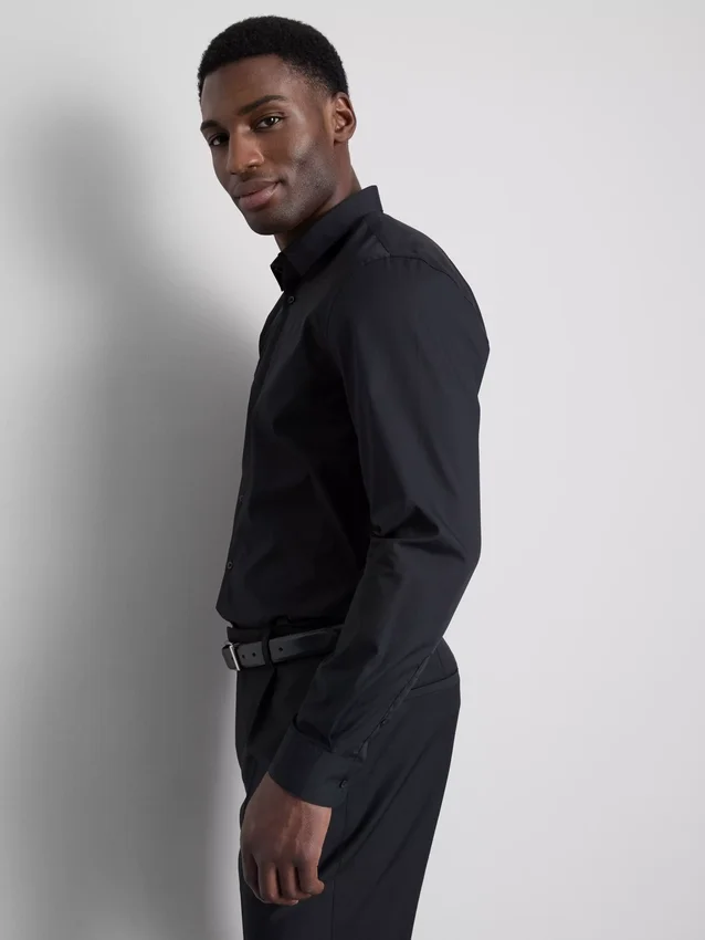 Camisa formal de manga larga y corte regular