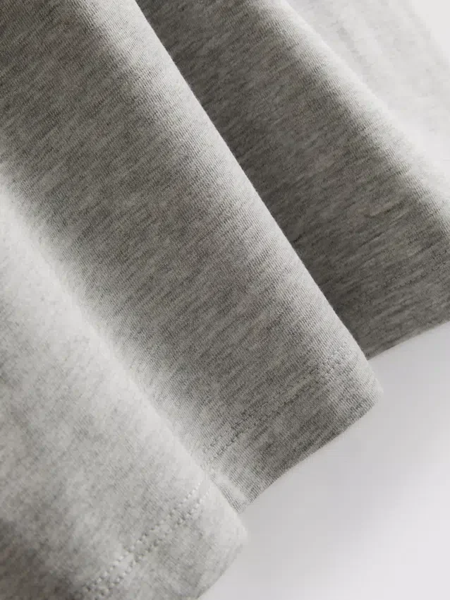 Camisa sin mangas elástica con cuello redondo