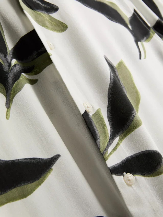 Camisas botánicas de manga corta con botones