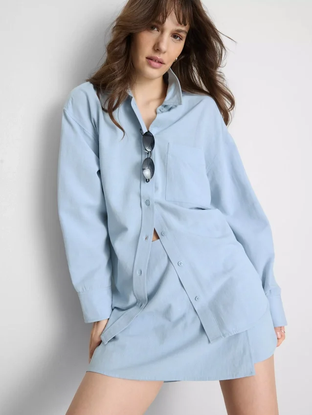 Camisas clásicas de mezcla de algodón con botones